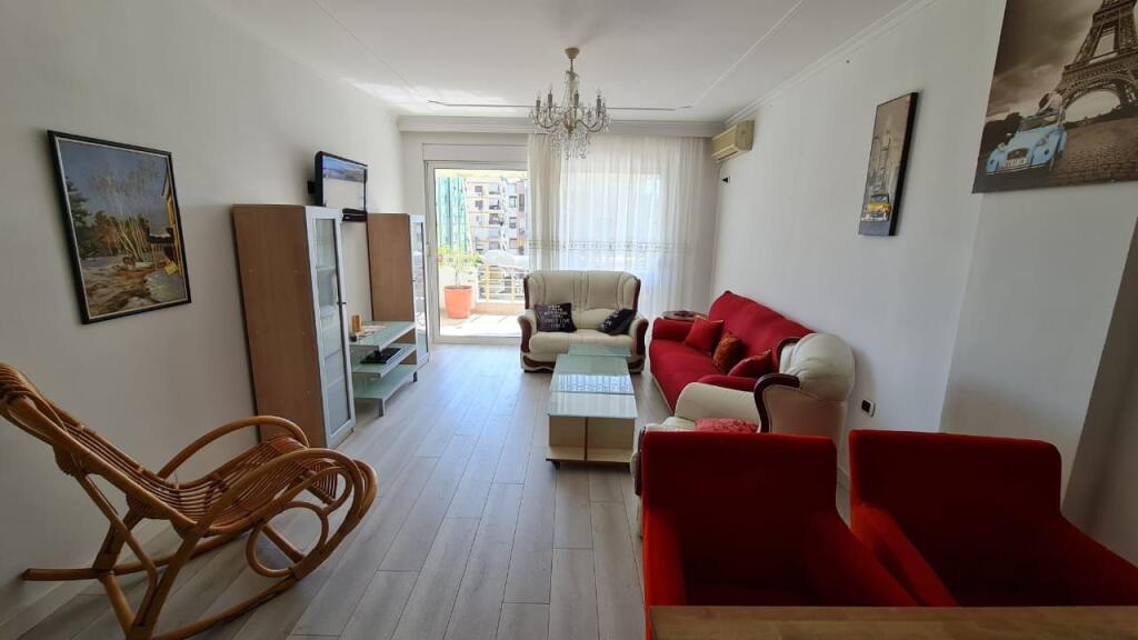 Apartment for rent – Bllok, Brigata VIII Street