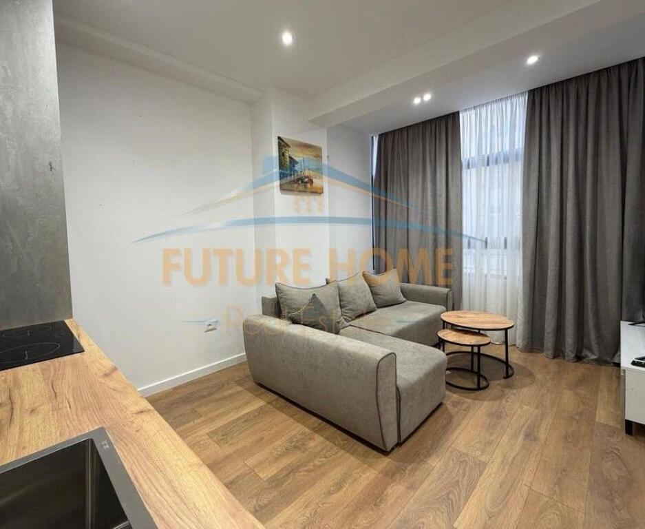 Qera, Apartament 1+1, Komuna e Parisit, Tiranë