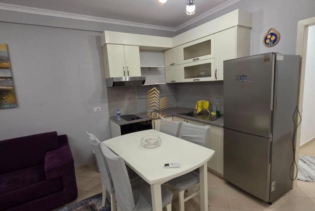 Qira, Apartament 2+1+2blk,Yzberisht,50,000 Lek