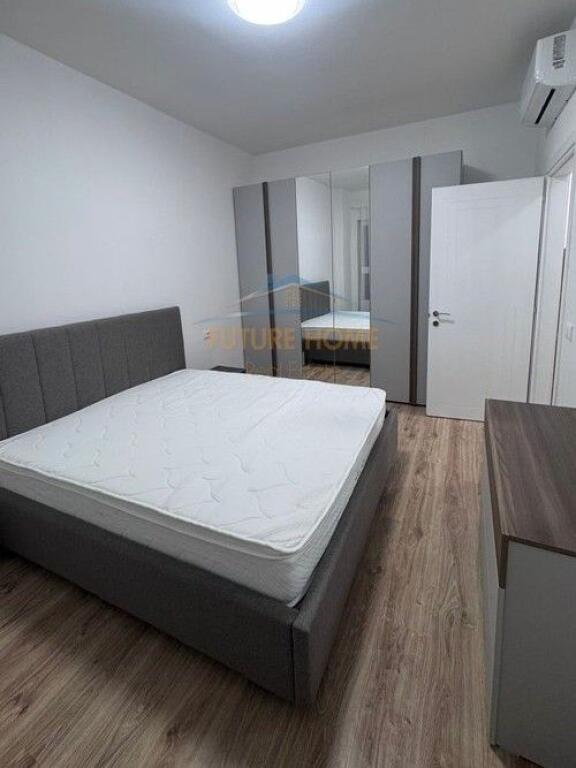 Rent, Apartment 1+1, Siri Kodra Street, Tirana.