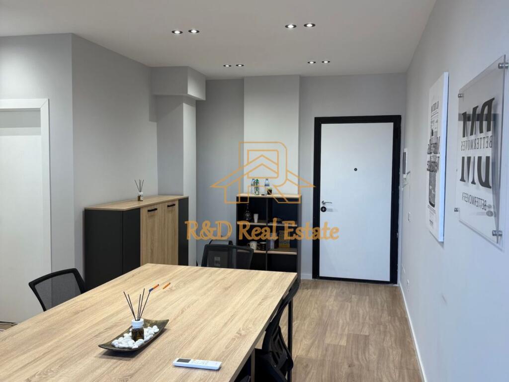 🏢 Affittasi locale 1+1 – Via Mine Peza, vicino alla Procura di Tirana