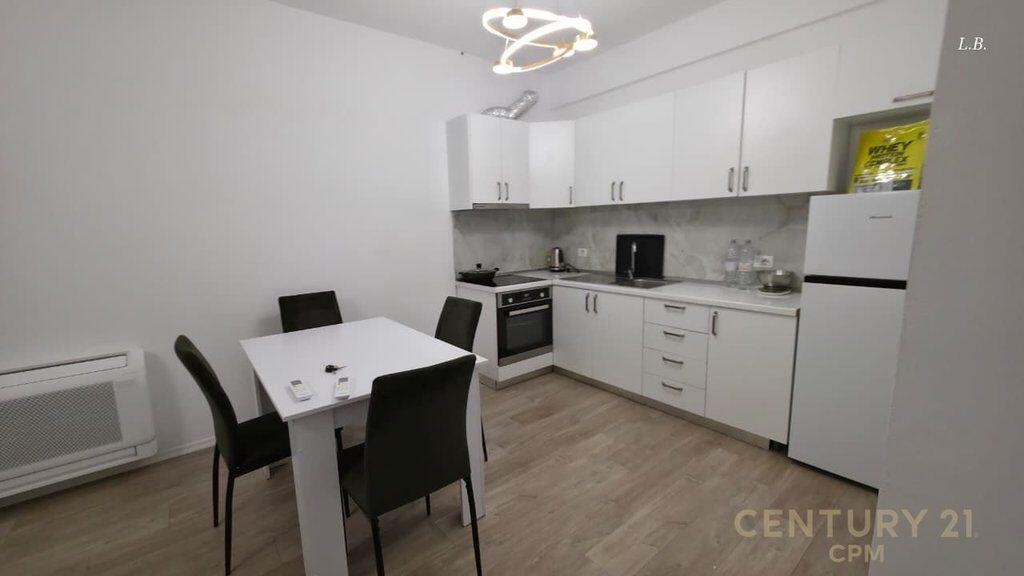 Apartament 2+1+2 TEK LIQENI I THATE