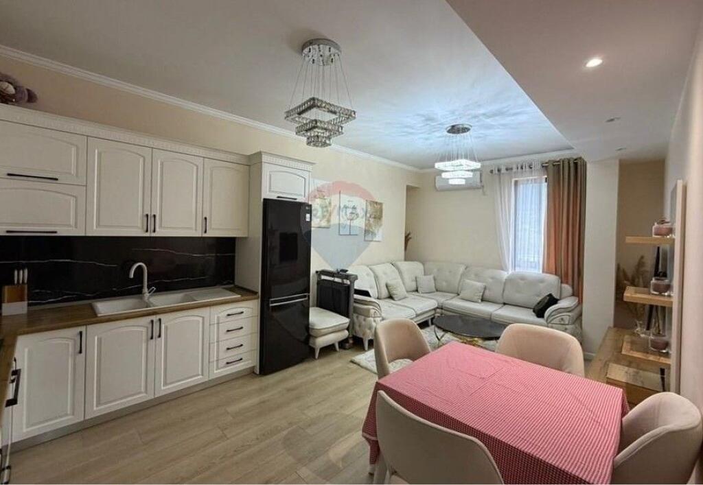 Shitet apartament 2+1 ne Shkoze (530191070-44)