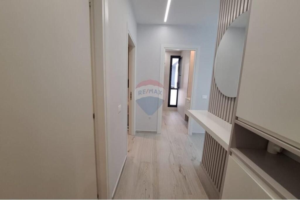 🏡 Appartamento di Lusso in Vendita – Lungomare, Vlorë