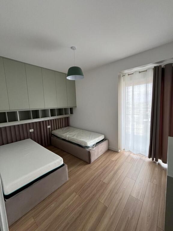 Super 2+2 me Qera tek Fiori di Bosco