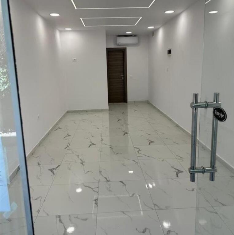 DYQAN ME QERA ALI DEMI 15.000 LEKE