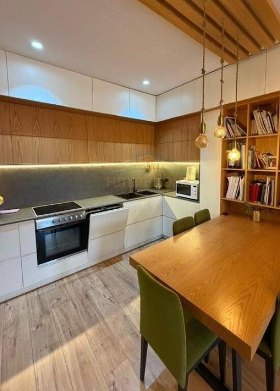 Shitet, Apartament 2+1, Rruga Gramoz Pashko.