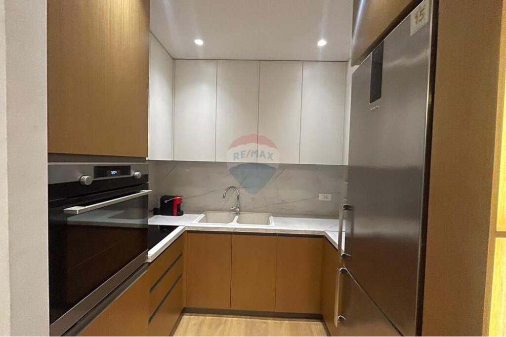 Jepet per Qira apartament 2+1 te Liqeni i Thate!