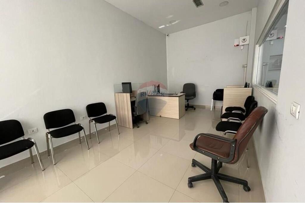 Office - For Sale - Ali Demi Street, Tirana(ID: 530181090-91)