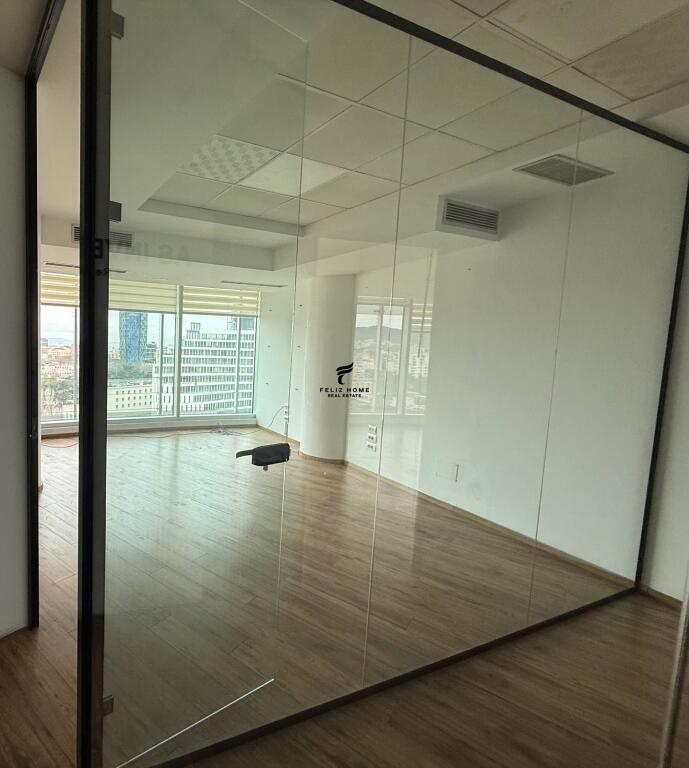 ZYRE ME QERA 139 M2 ETC 4.170 EURO