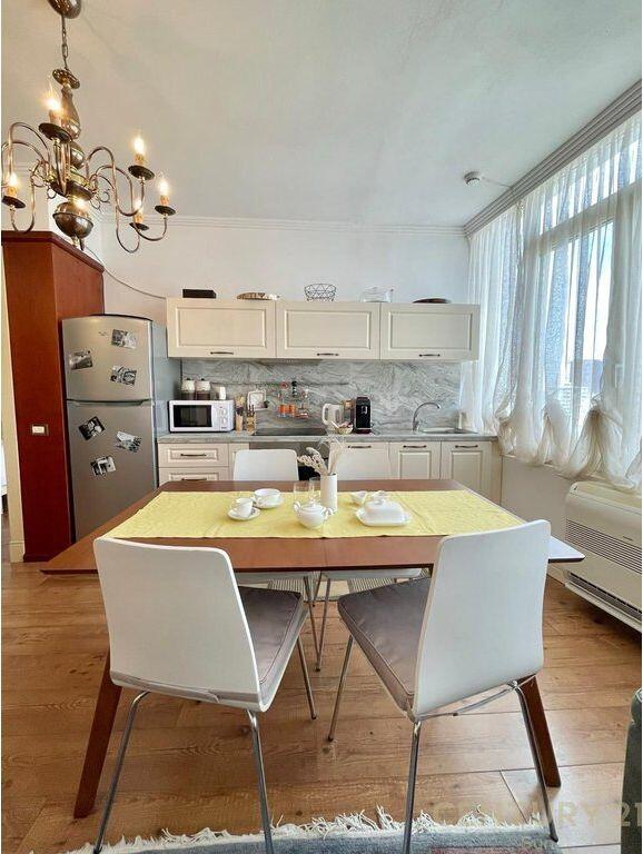 APPARTAMENTO ELITARIO, 1+1 IN AFFITTO PRESSO LA DIREZIONE DELLA POLIZIA!