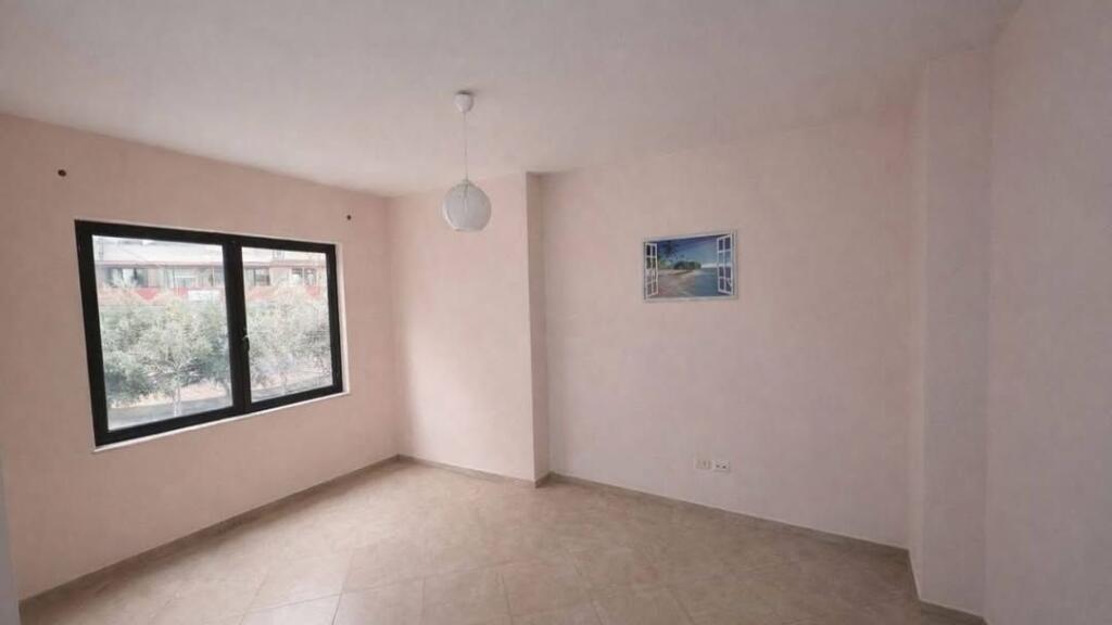 FOR SALE APARTMENT 1+1 – ASTIR, NEAR THE ROUNDABOUT