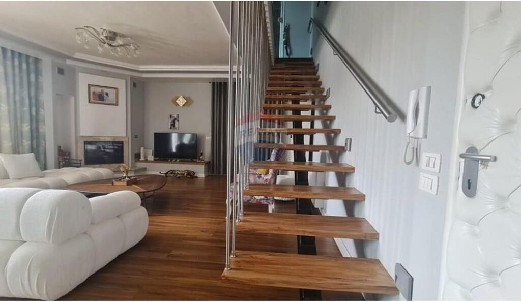 DUPLEX PER QIRA 2+1 KOMPLEKSI FZ