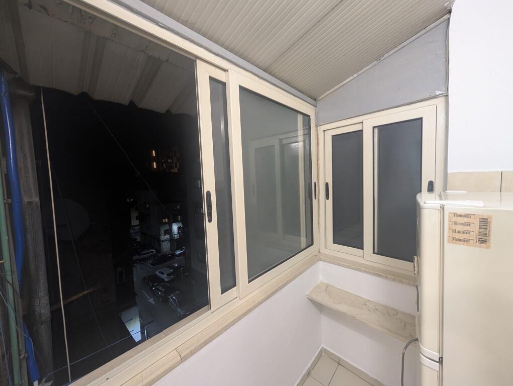 Apartment 2+1, Myslym Shyr!