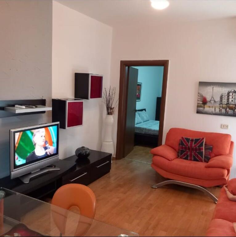 Apartament 1+1 tek 21 dhjetori