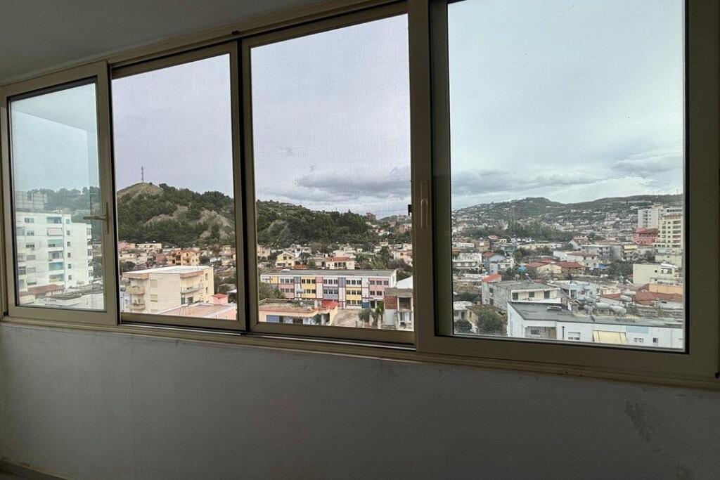 🏡 Apartament 3+1+2 për Shitje – Rruga e Re, Vlorë