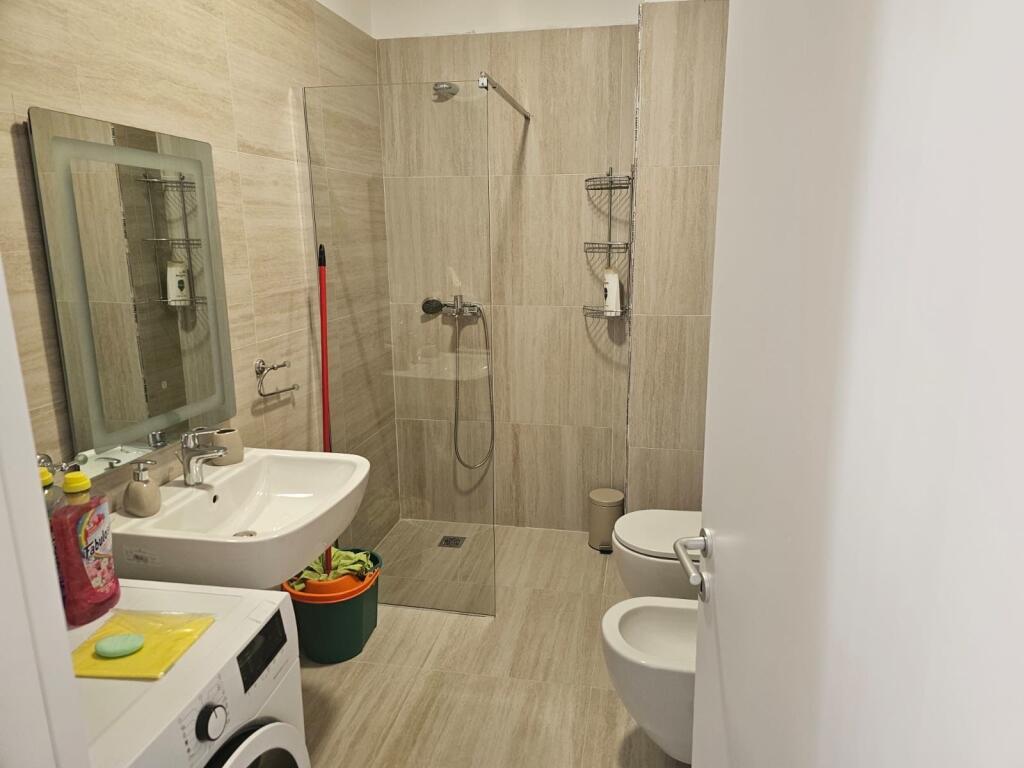 Jepet Me Qera Apartament 1+1+1 Ballkon