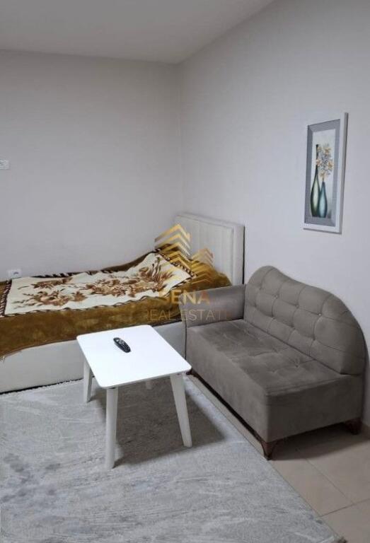 Qira, Garsoniere, 21 Dhjetori, 350 Euro