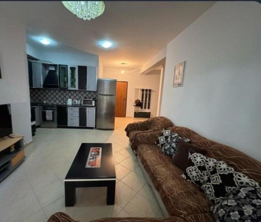 🏢Ne zonen e Yzberishtit,prane Pasticeri Nela 3, jepet me qera apartament ,2+1, i mobiluar 45,000Leke