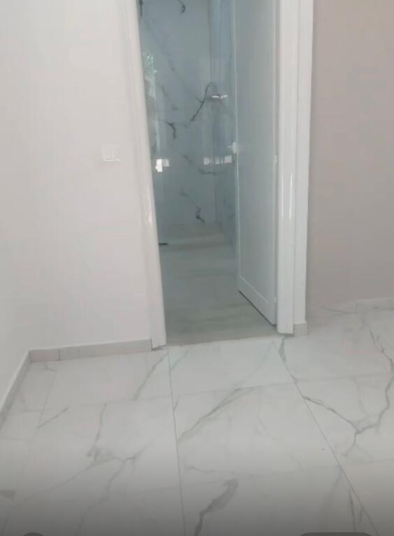 Jepet Me Qera Apartament 1+1