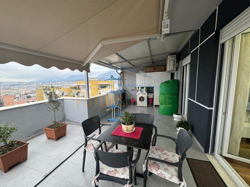 Shitet Okazion , Apartament 1+1+Verandë, Rruga e Dibrës, Tiranë.