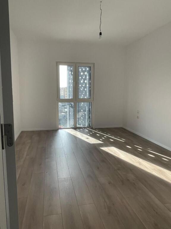 Shitet apartamant 1+1 te Emerald