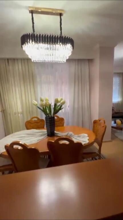 Jepet me qera apartamenti 2+1+2 ne Astir!