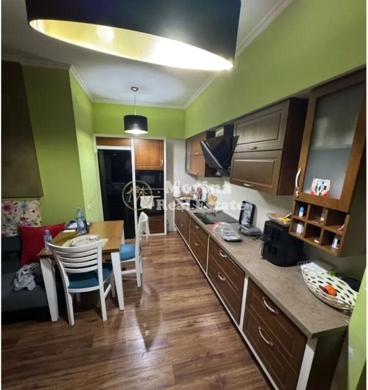 Shitje | Apartament 2 + 1 | Stadiumi Dinamo | 385000 €
