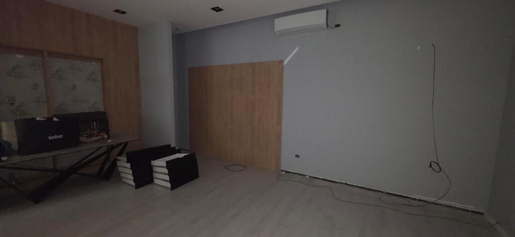 Shop / Office for Rent – Vesa Center, Bllok