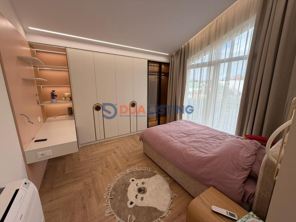 Super apartament/ kat vile per qira, Sauk
