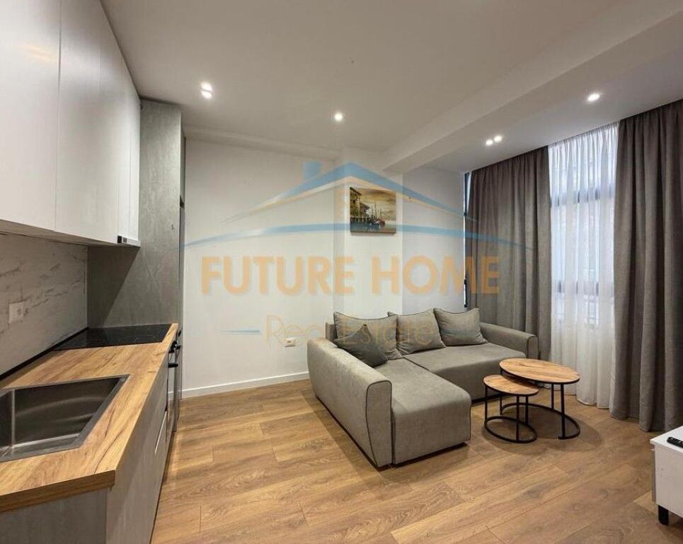 Qera, Apartament 1+1, Komuna e Parisit, Tiranë