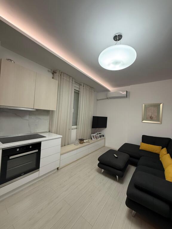 Shkolla Baletit Tregu Elektrik Jepet Apartament 1+1 Me Qera