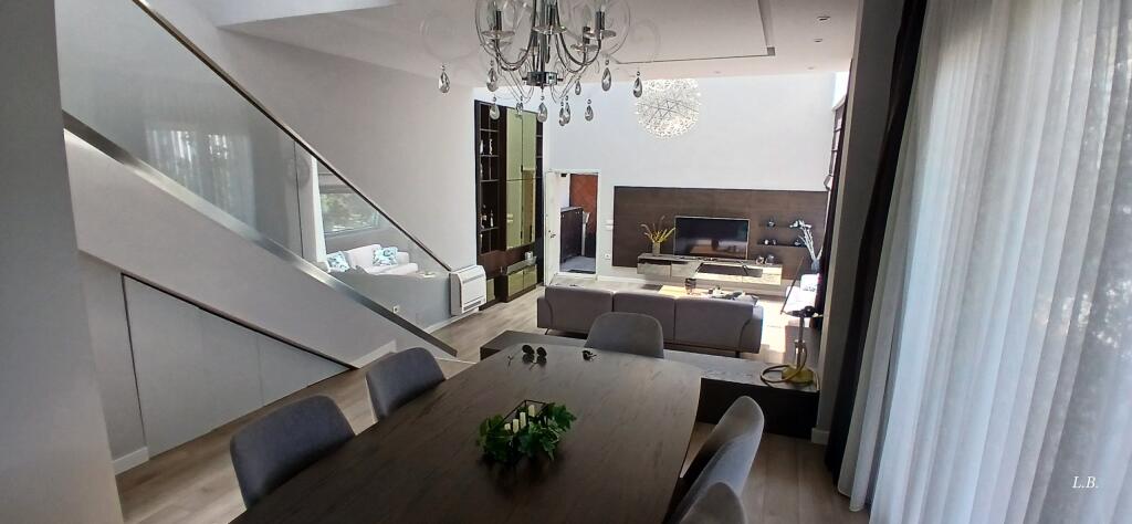 Vilë Luksoze me Pishinë – Rezidenca Kodra e Diellit 2