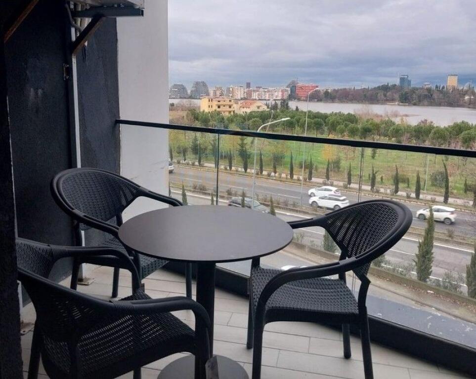 Qera, Apartament 2+1+2+Post Parkimi, Liqeni i Thate, Tirane.