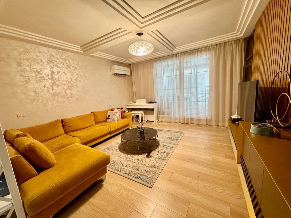 Apartment 2+1 with veranda Kosovo Street