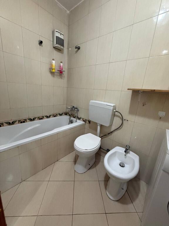 Jepet me qera apartament 1+1 te Zogu i Zi
