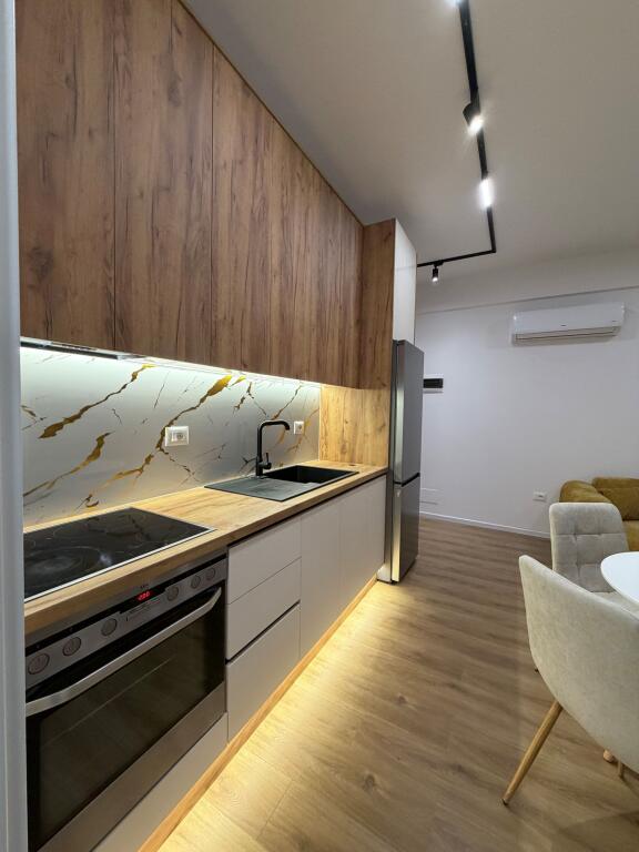 APARTAMENT 1+1 ME QERA - I MOBILUAR