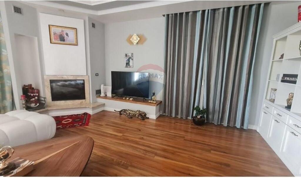 DUPLEX PER QIRA 2+1 KOMPLEKSI FZ