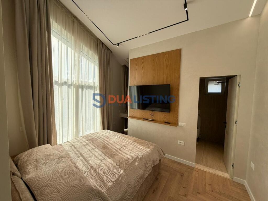 Super apartament/ kat vile per qira, Sauk