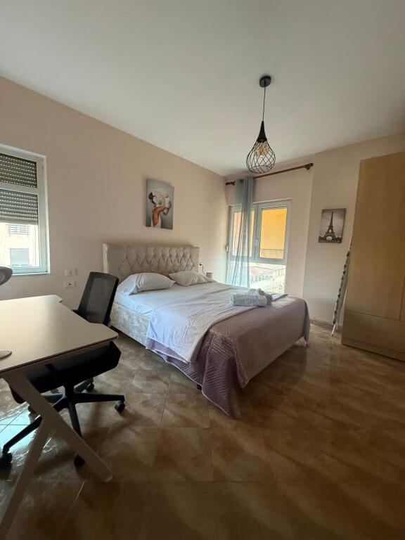 Jepet me qera apartament 1+1 te Zogu i Zi