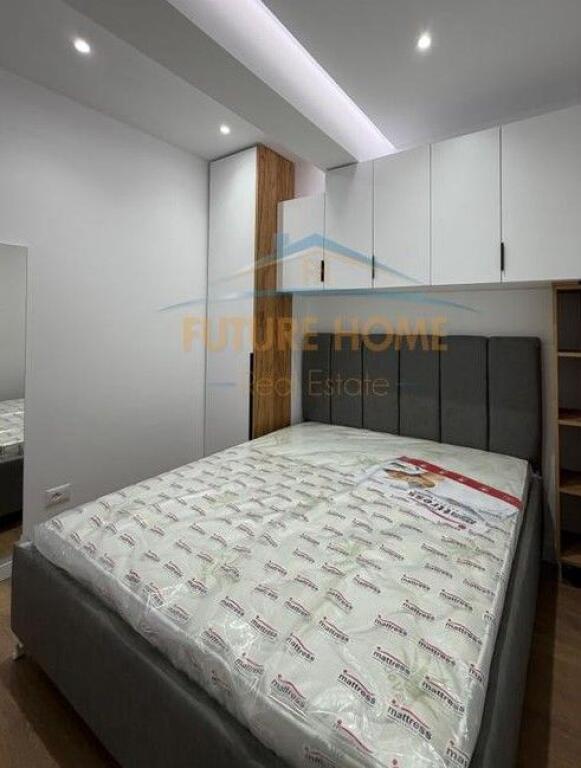 Qera, Apartament 1+1, Komuna e Parisit, Tiranë