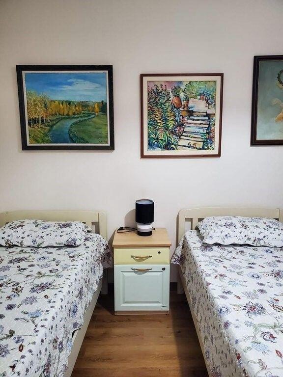 Apartament 2+1 me qira tek Rruga Qemal Stafa