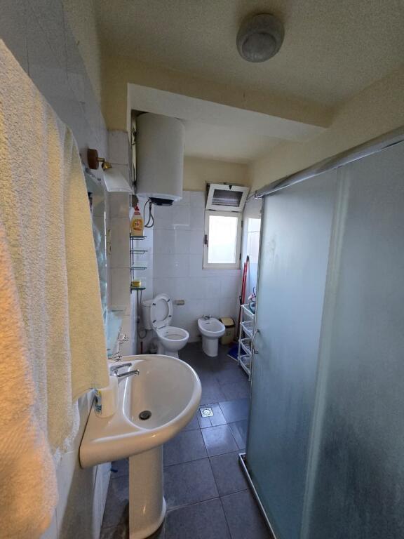 APARTAMENT 2+1 PER QERA TEK PAZARI I RI