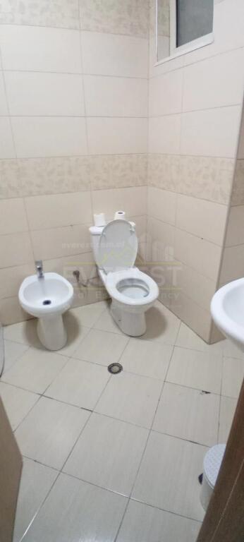 Apartament 1+1 per Qera tek Harry Fultz. Cmimi 60.000 Lek/muaj