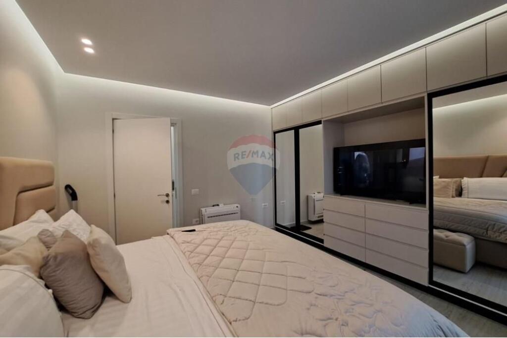 🏡 Appartamento di Lusso in Vendita – Lungomare, Vlorë