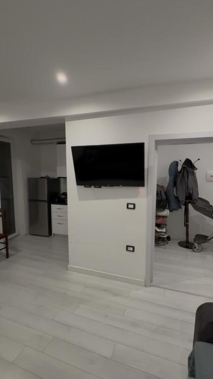 hyrje me qera afer spitalit