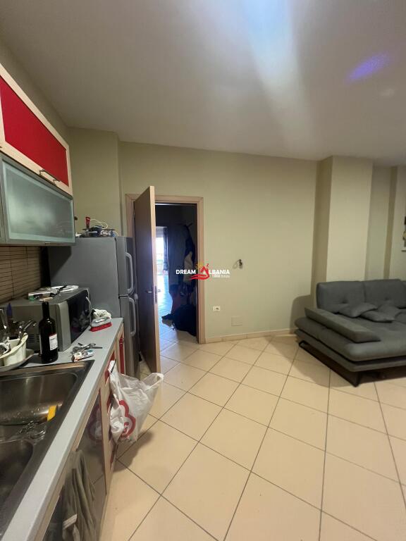 Appartamento in affitto 2+1+2wc con Posto Auto vicino a Kodres Diellit, Tirana (ID 42215463)