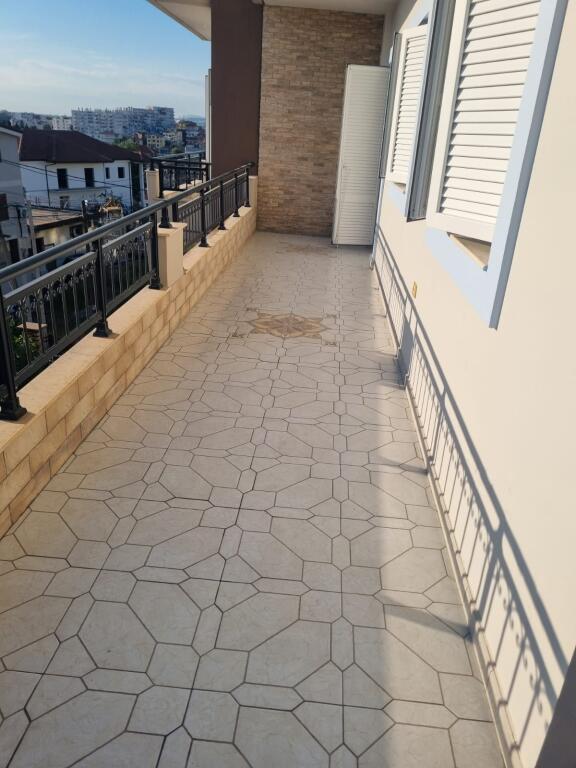Apartament 1+1 me qera tek Vilat Gjermane