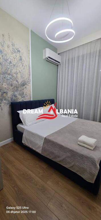 Jepet me qera Duplex dhe 2 post parkimi ne rrugen e Barrikadave prane Qendres ne Tirane (ID 42211370)