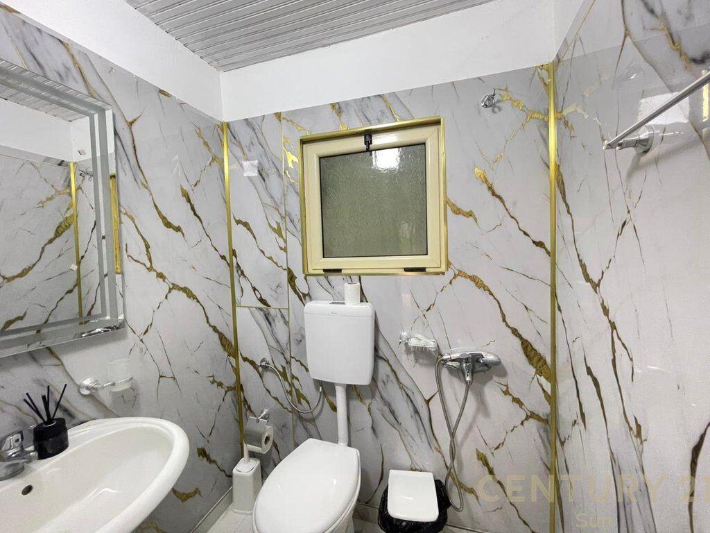 Hotel for Rent in Vlora – Near the Sea